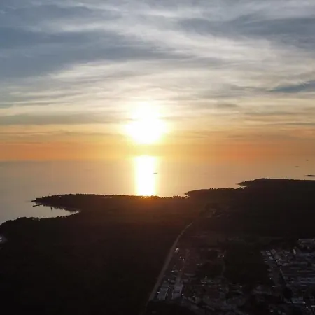 In Barbariga-apartment 3 * Перой