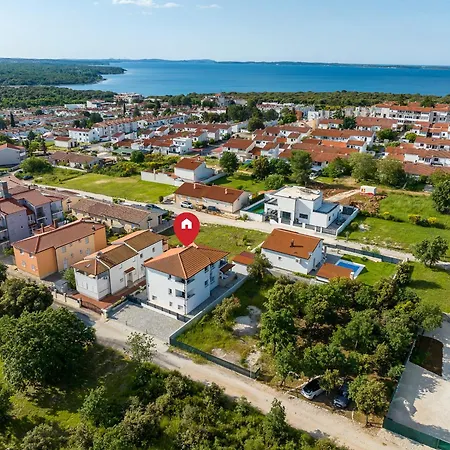 Апартаменты In Barbariga-apartment 3 *