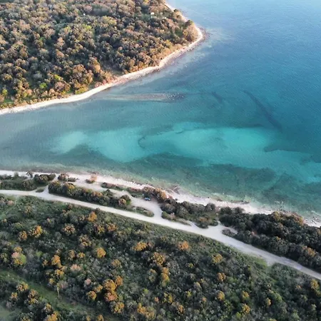 In Barbariga-apartment 3 * Перой